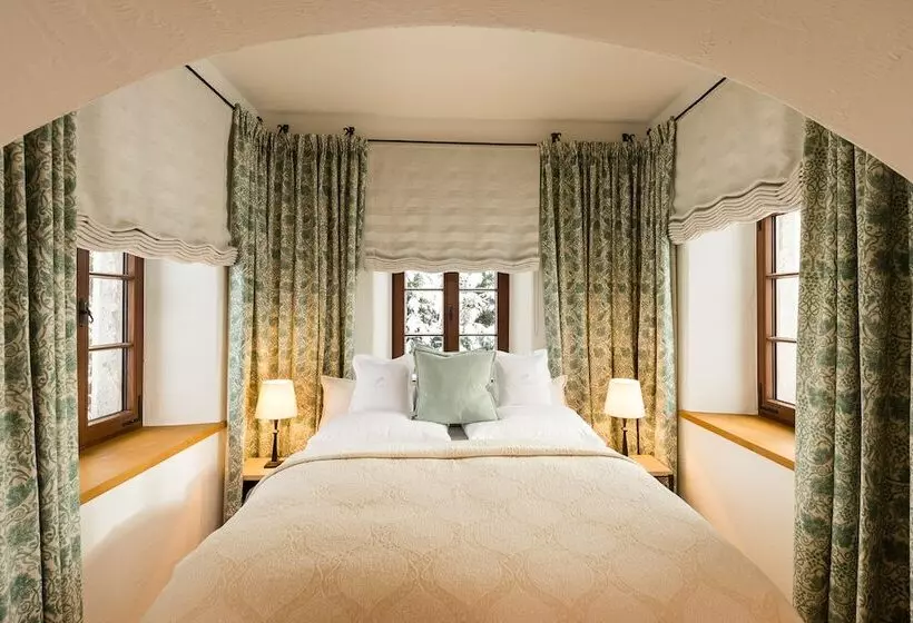 Standard Room, Schloss Prielau Hotel & Restaurants