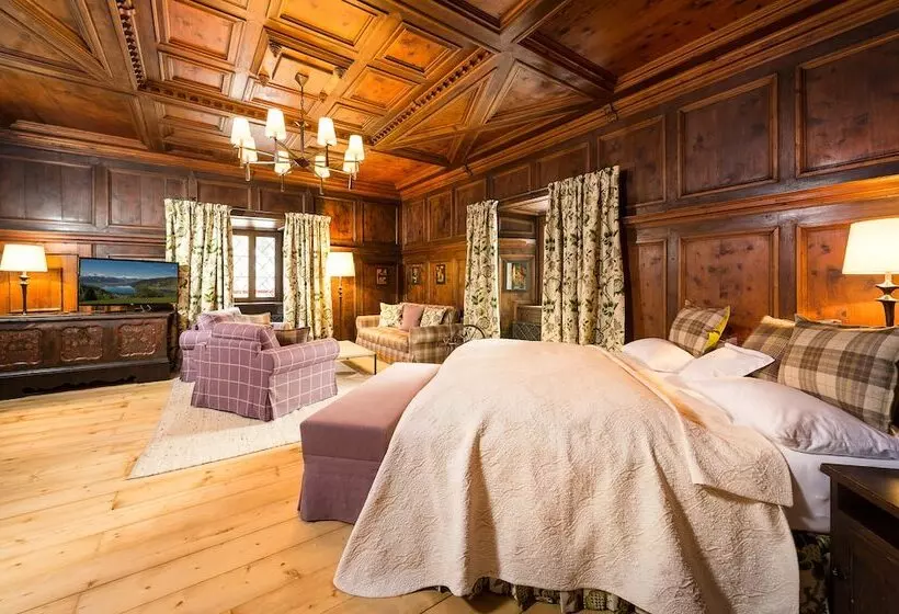Deluxe Suite, Schloss Prielau Hotel & Restaurants