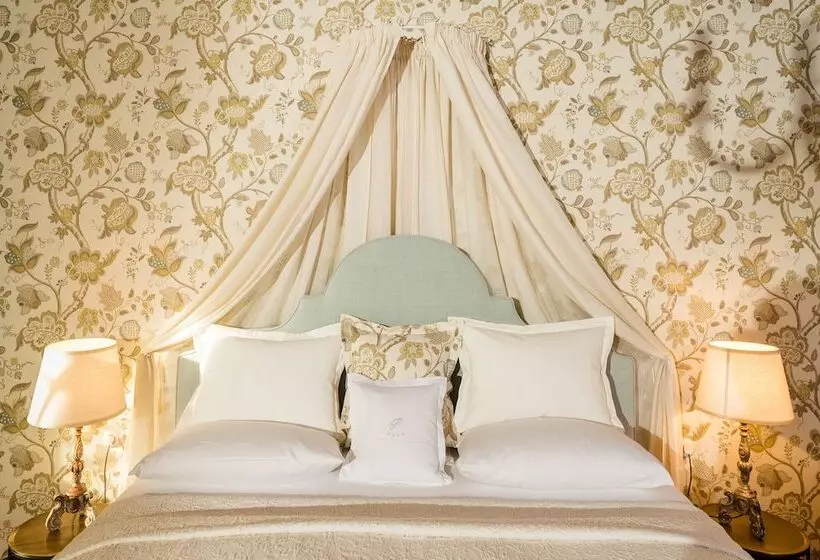 Deluxe Suite, Schloss Prielau Hotel & Restaurants