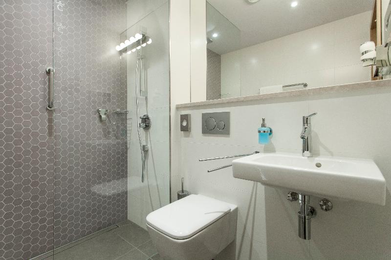 Семейный Номер, Carol