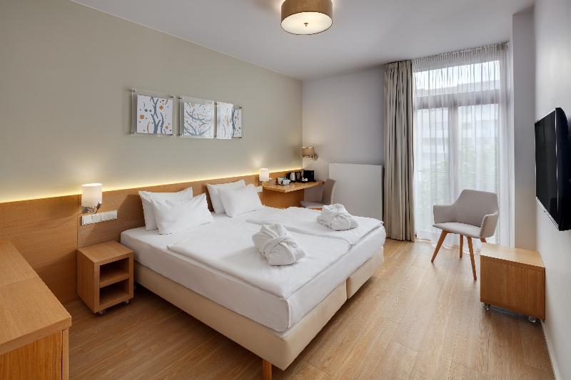 Номер Стандарт, Carol