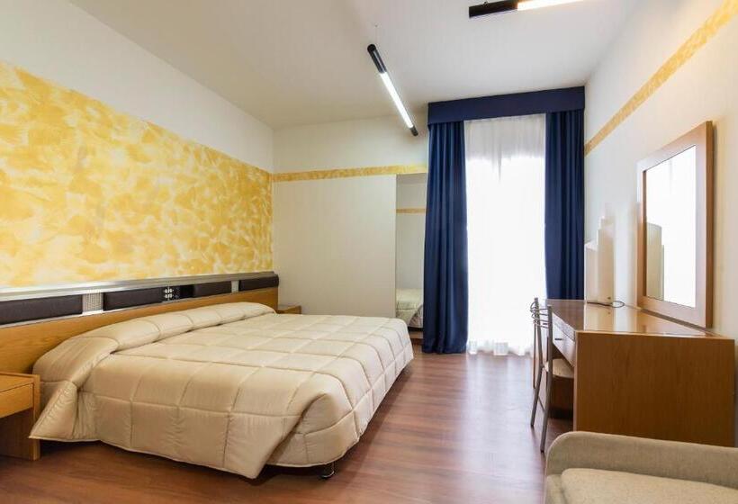 اتاق استاندارد با چشم‌انداز دریا, Park