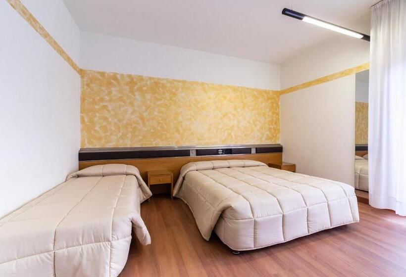 Triple Room Sea View, Park