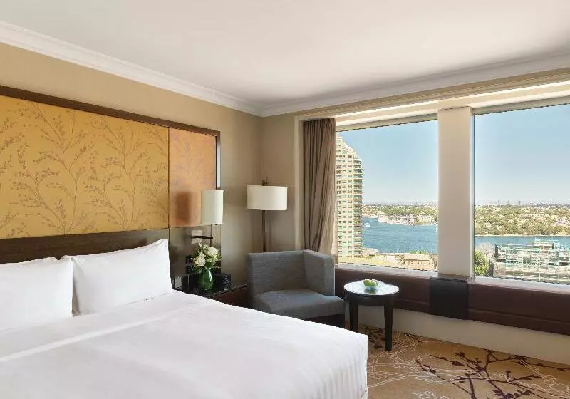 キングサイズベッドのデラックスルーム, Shangrila Sydney