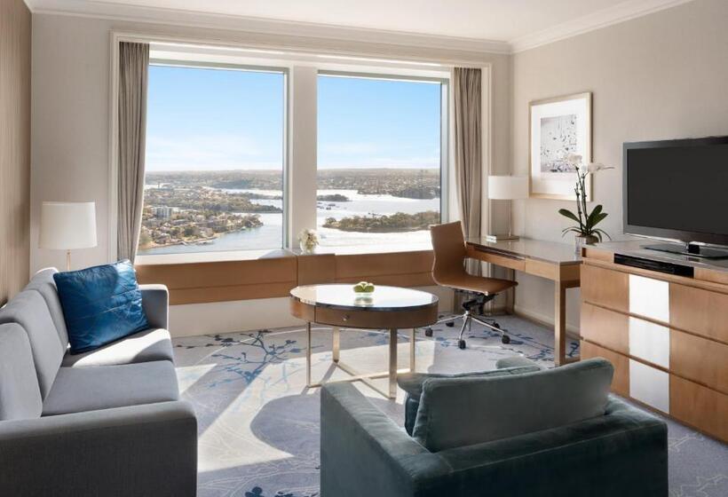 Люкс Клуб, Shangrila Sydney