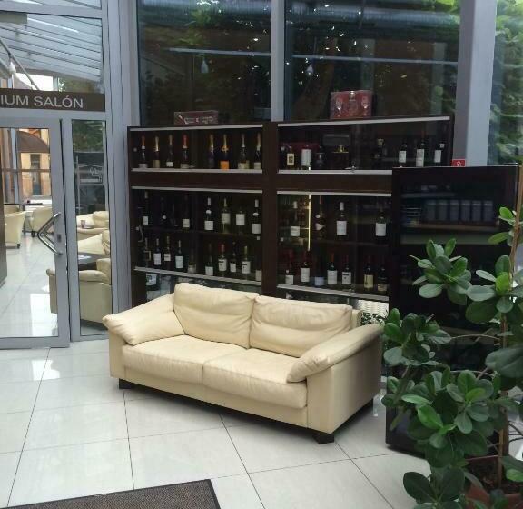 غرفة قياسية, Slovan