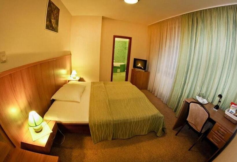 غرفة قياسية, Slovan