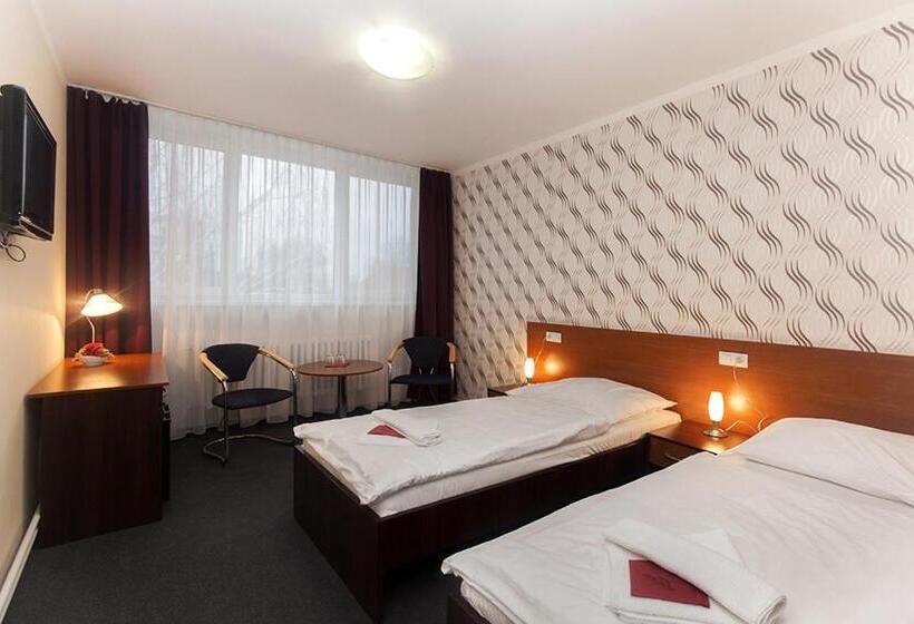 غرفة قياسية, Arkada