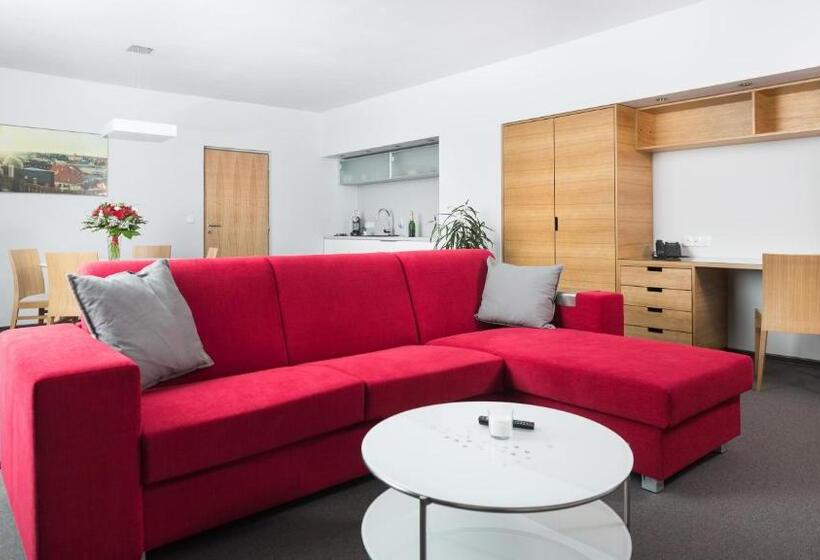 침실 1개 컴포트 아파트, Atom Třebíč