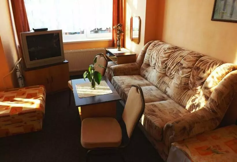 Quarto standard, Avion