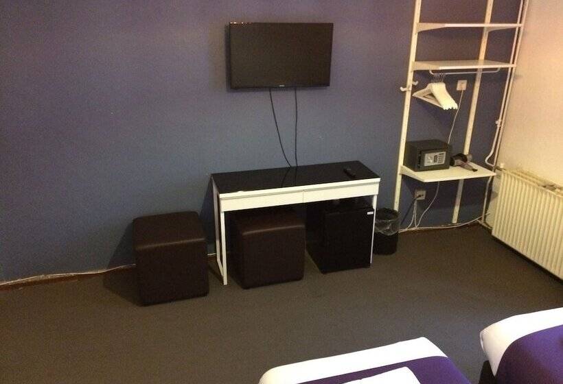 베이직 3인 룸, Bellington