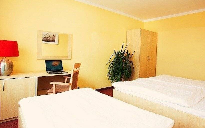 Номер Стандарт, Charles Central