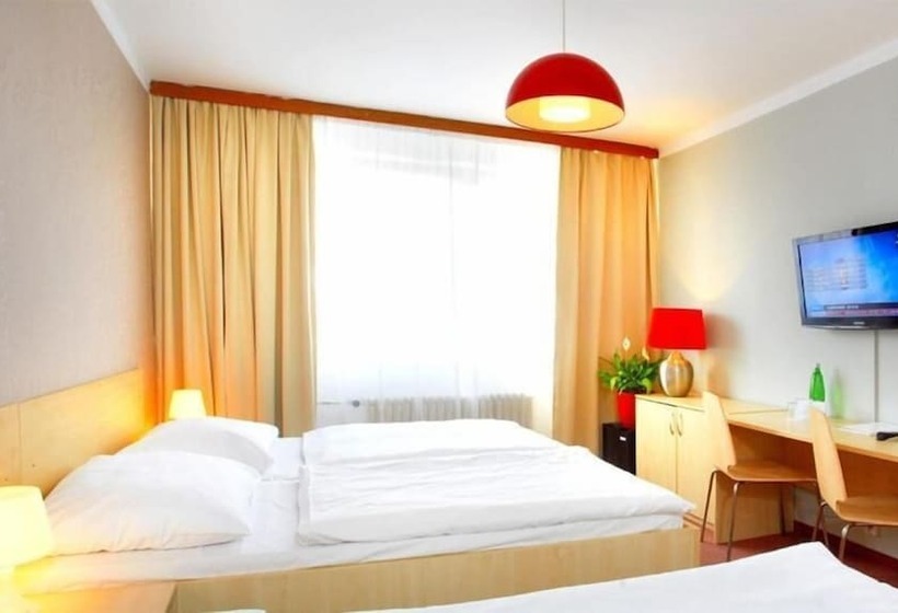 Номер Стандарт, Charles Central