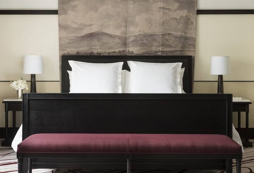 Люкс, Four Seasons Hotel Mexico City