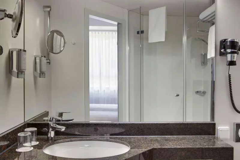 スタンダードルーム, B&B Hotel Kassel-Wilhelmshöhe