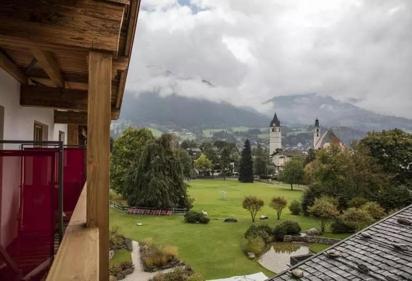 اتاق سوپریور با چشم‌انداز باغ, Kitzhof Mountain Design Resort, 4 Sterne Superior
