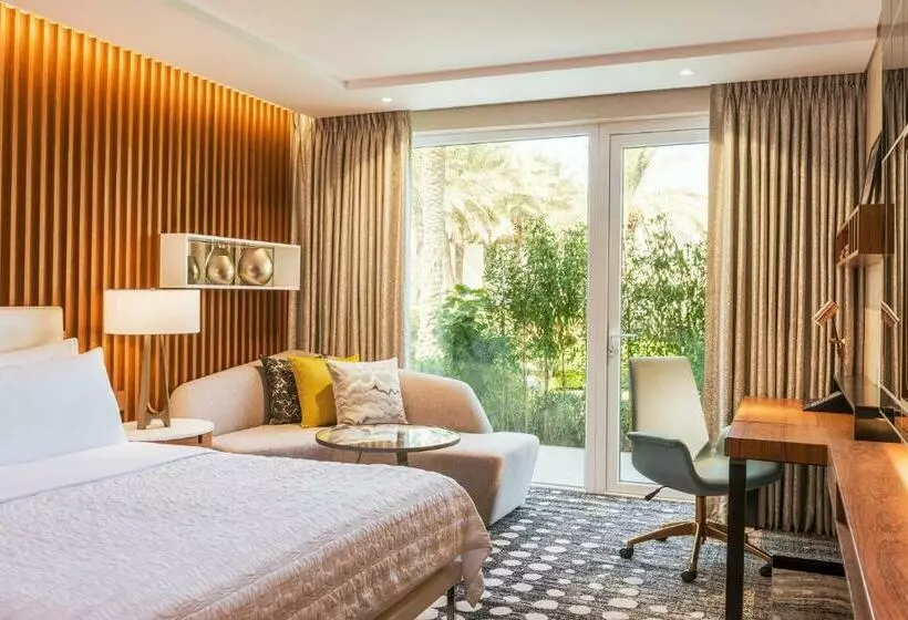 اتاق لوکس با چشم‌انداز باغ, Le Méridien Dubai Hotel & Conference Centre
