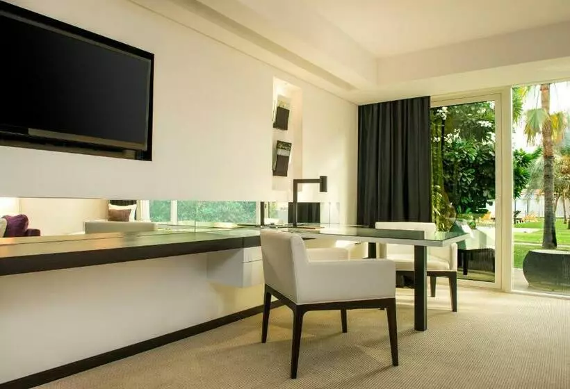 اتاق رویال, Le Méridien Dubai Hotel & Conference Centre