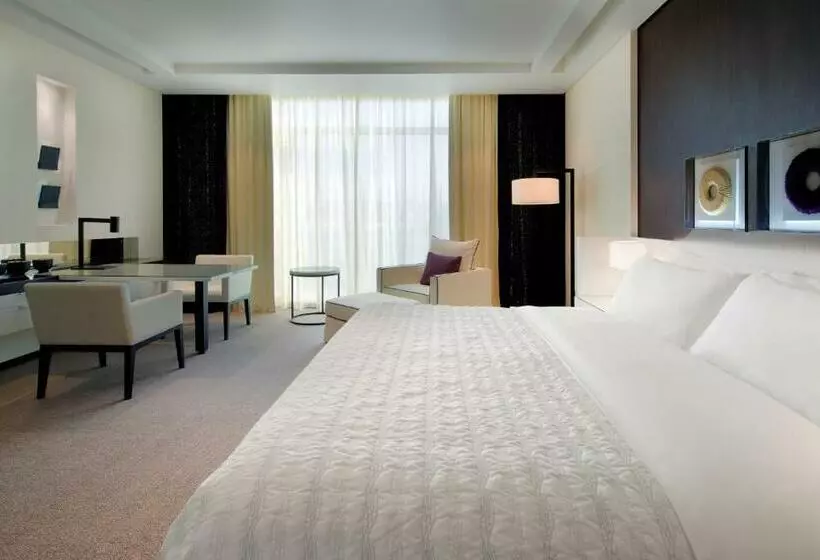 اتاق رویال, Le Méridien Dubai Hotel & Conference Centre