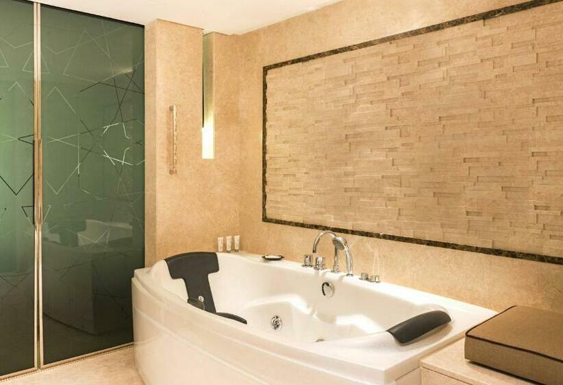 اتاق رویال, Le Méridien Dubai Hotel & Conference Centre