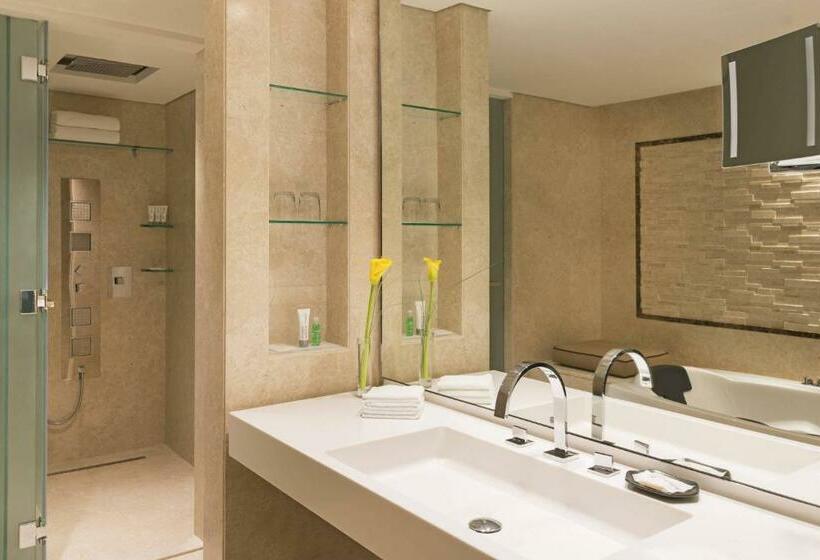 Королевский Номер, Le Méridien Dubai Hotel & Conference Centre