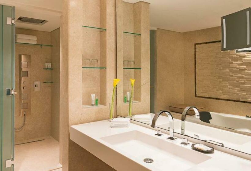 Королевский Номер, Le Méridien Dubai Hotel & Conference Centre