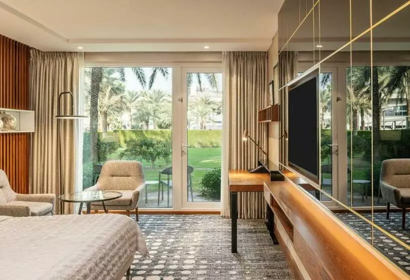چشم‌انداز باغ اتاق کلوب, Le Méridien Dubai Hotel & Conference Centre