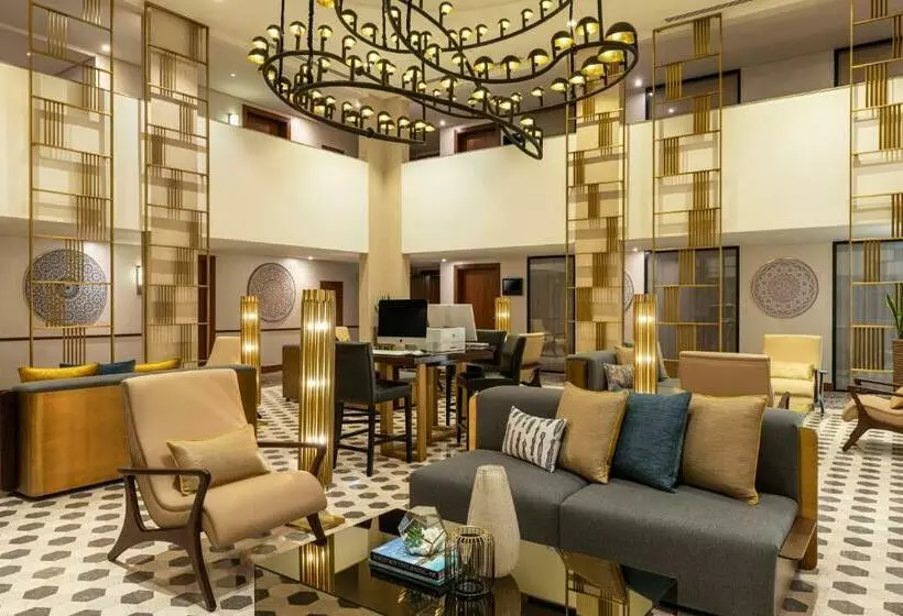 چشم‌انداز باغ اتاق کلوب, Le Méridien Dubai Hotel & Conference Centre