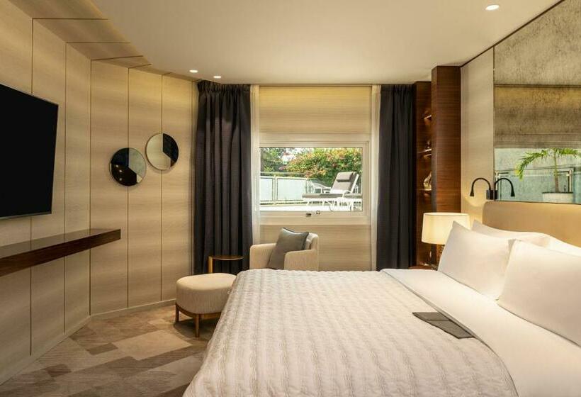 سوئیت پریمیوم, Le Méridien Dubai Hotel & Conference Centre