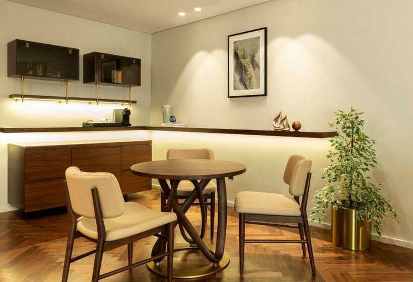 سوئیت پریمیوم, Le Méridien Dubai Hotel & Conference Centre