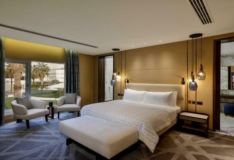 سوئیت رویال, Le Méridien Dubai Hotel & Conference Centre