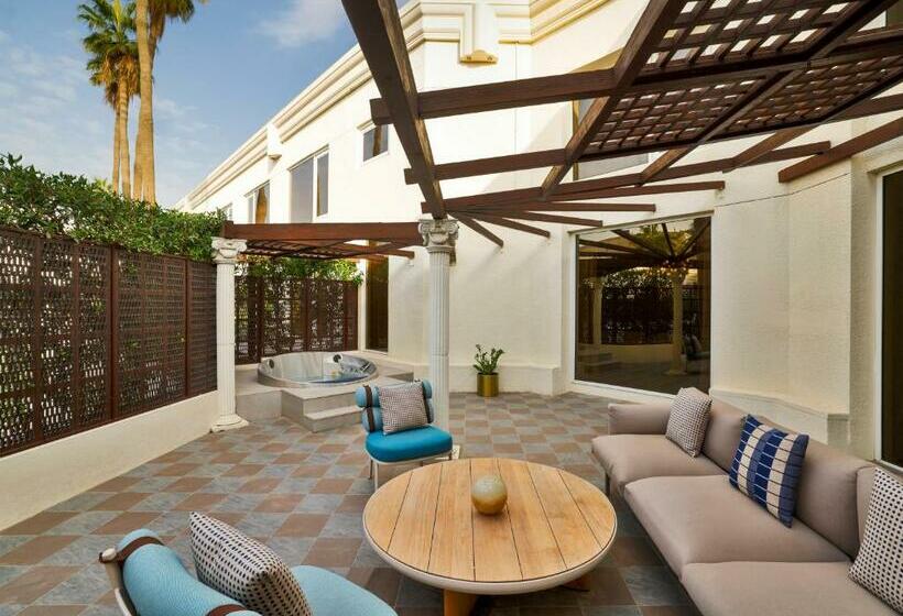 سوئیت رویال, Le Méridien Dubai Hotel & Conference Centre