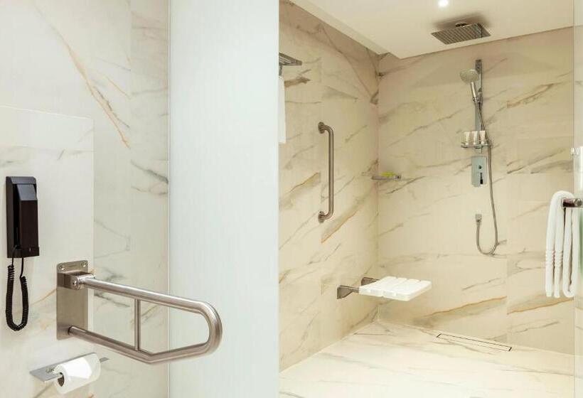 اتاق لوکس با چشمانداز باغ, Le Méridien Dubai Hotel & Conference Centre