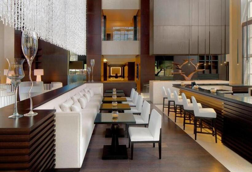 Королевский Номер, Le Méridien Dubai Hotel & Conference Centre