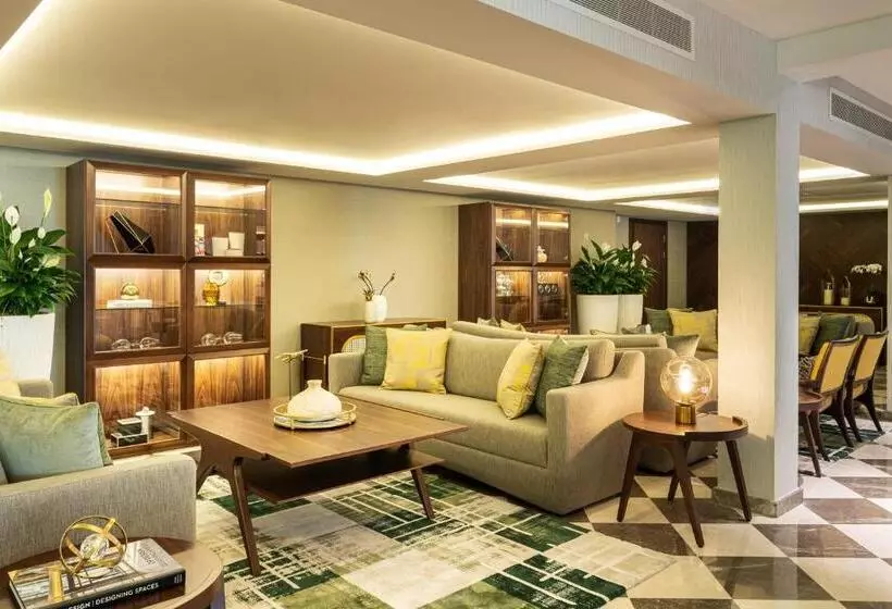 چشم‌انداز باغ اتاق کلوب, Le Méridien Dubai Hotel & Conference Centre