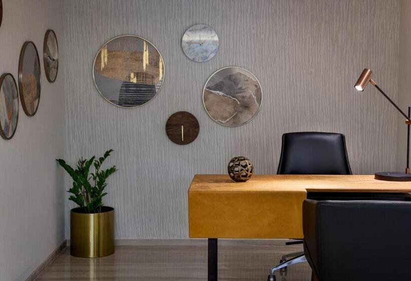 سوئیت پرزیدنت, Le Méridien Dubai Hotel & Conference Centre