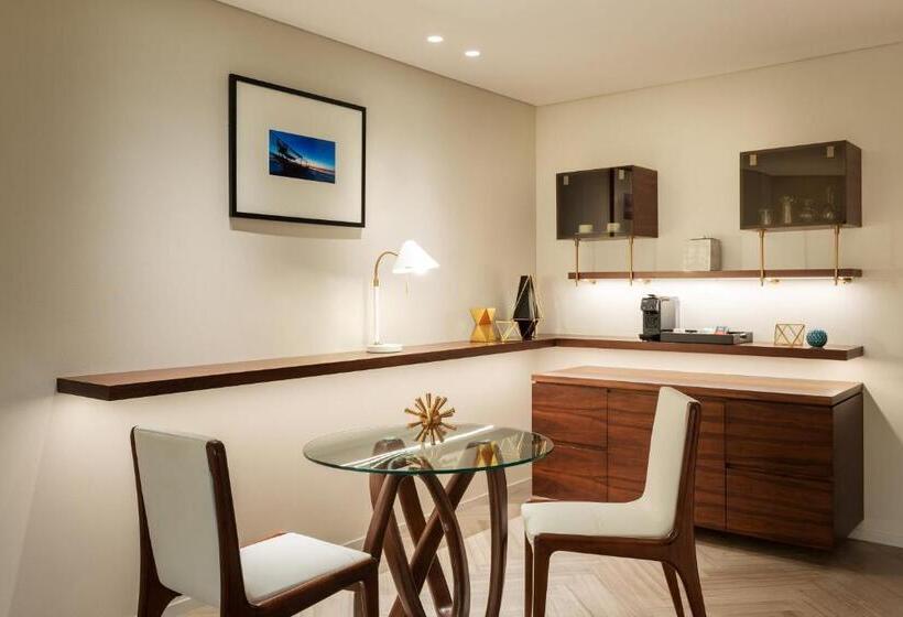 سوئیت پریمیوم, Le Méridien Dubai Hotel & Conference Centre