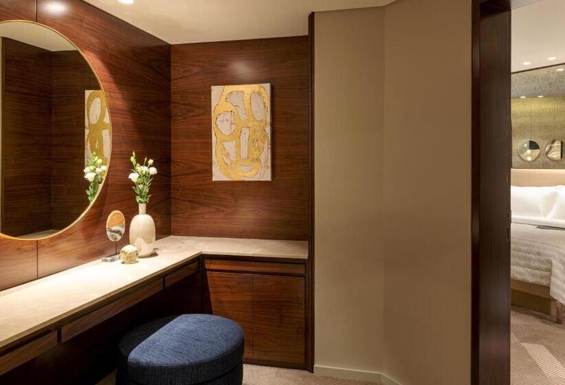 سوئیت پریمیوم, Le Méridien Dubai Hotel & Conference Centre