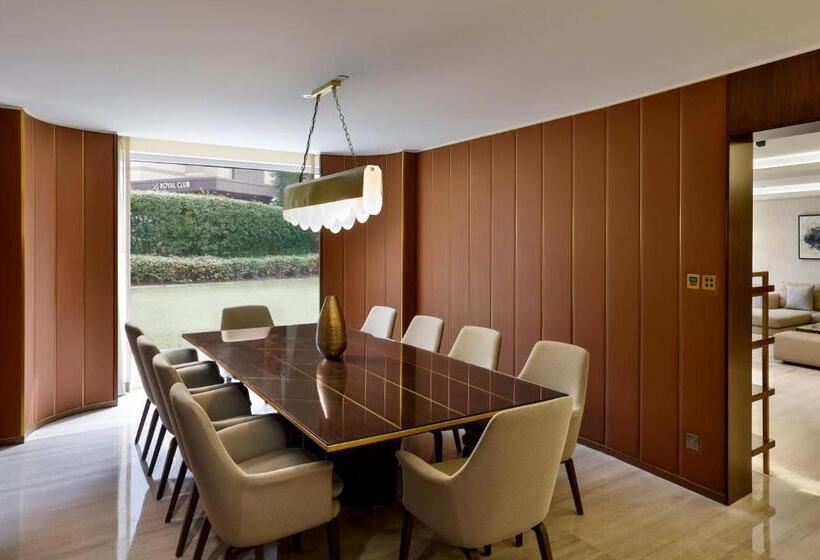 Королевский Люкс, Le Méridien Dubai Hotel & Conference Centre