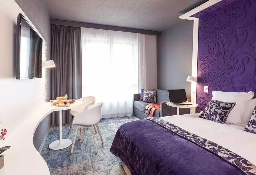 سوئیت جونیور پرستیژ, Mercure La Roche Sur Yon