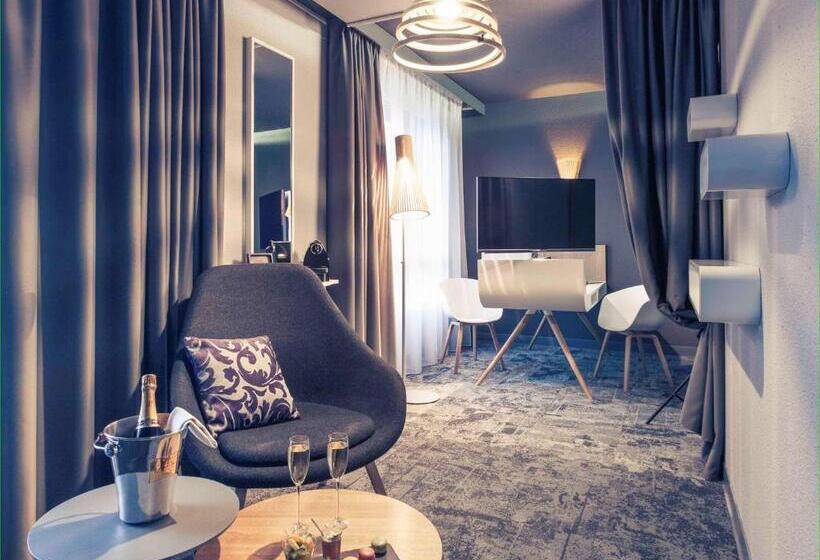 סוויטת ג'וניור יוקרתית, Mercure La Roche Sur Yon