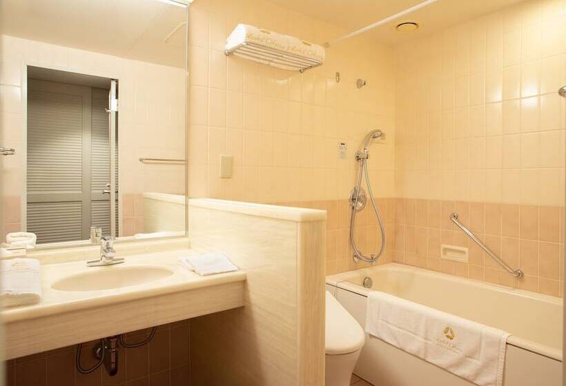 اتاق استاندارد با چشمانداز, Okura Jr Huis Ten Bosch