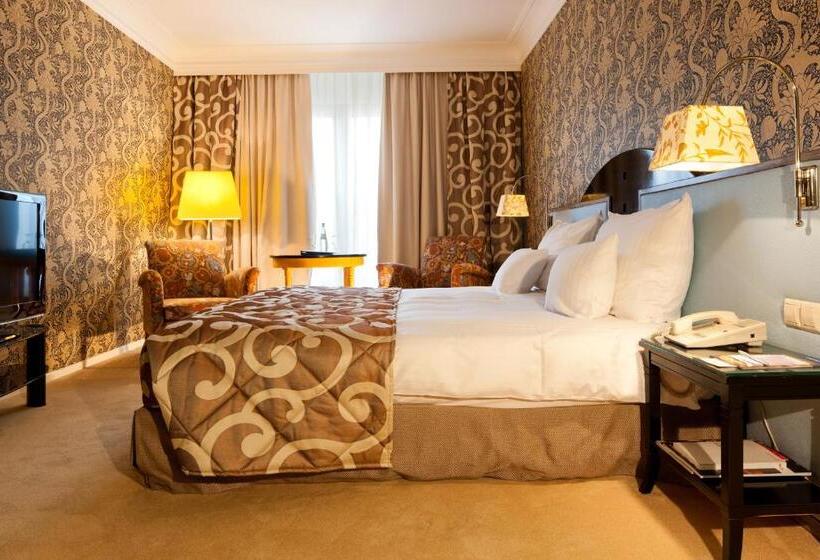 اتاق لوکس, Parc Belair