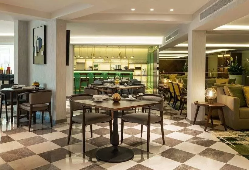سوئیت پرزیدنت, Le Méridien Dubai Hotel & Conference Centre
