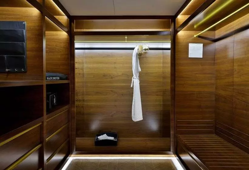 سوئیت پرزیدنت, Le Méridien Dubai Hotel & Conference Centre