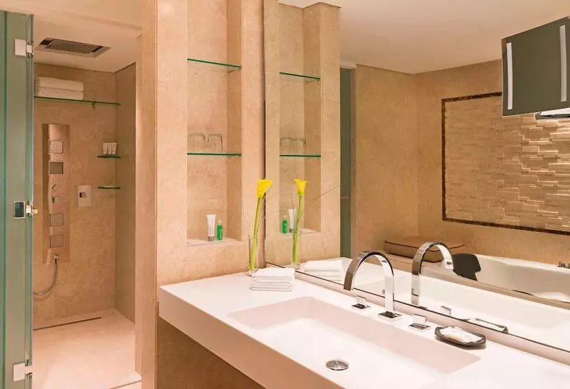 اتاق رویال, Le Méridien Dubai Hotel & Conference Centre