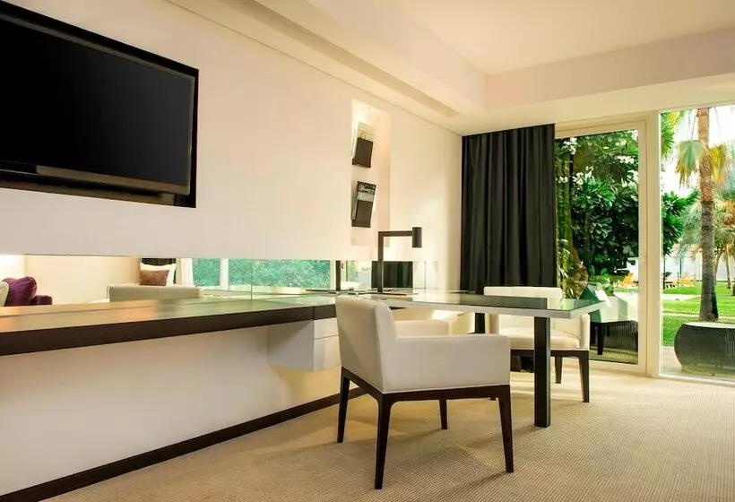 اتاق رویال, Le Méridien Dubai Hotel & Conference Centre