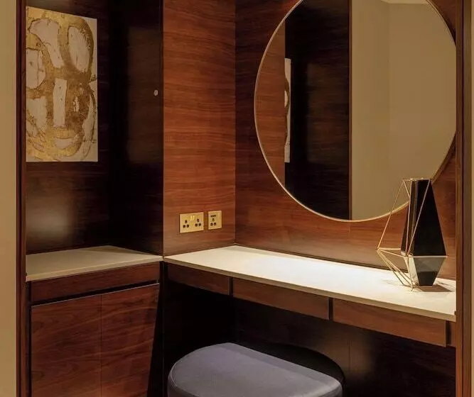 سوئیت پریمیوم, Le Méridien Dubai Hotel & Conference Centre