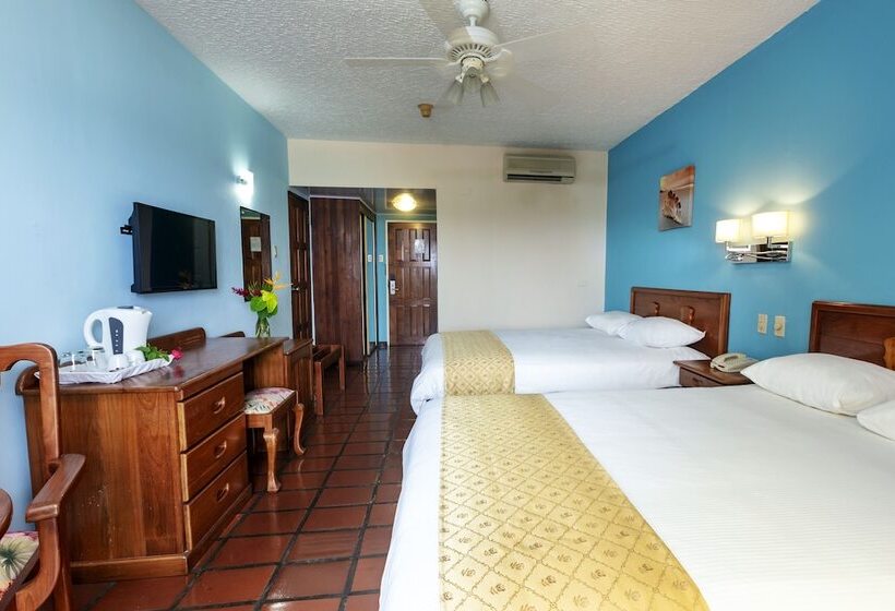 اتاق استاندارد با 2 تخت دوبل, Grafton Beach Resort