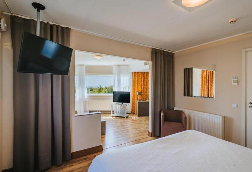 سوییت, Hestia Hotel Strand